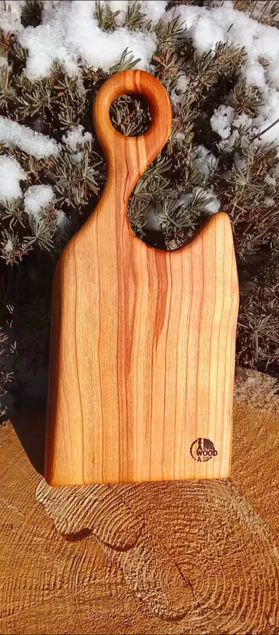 Prkénko ze staré třešně „Proudy času“