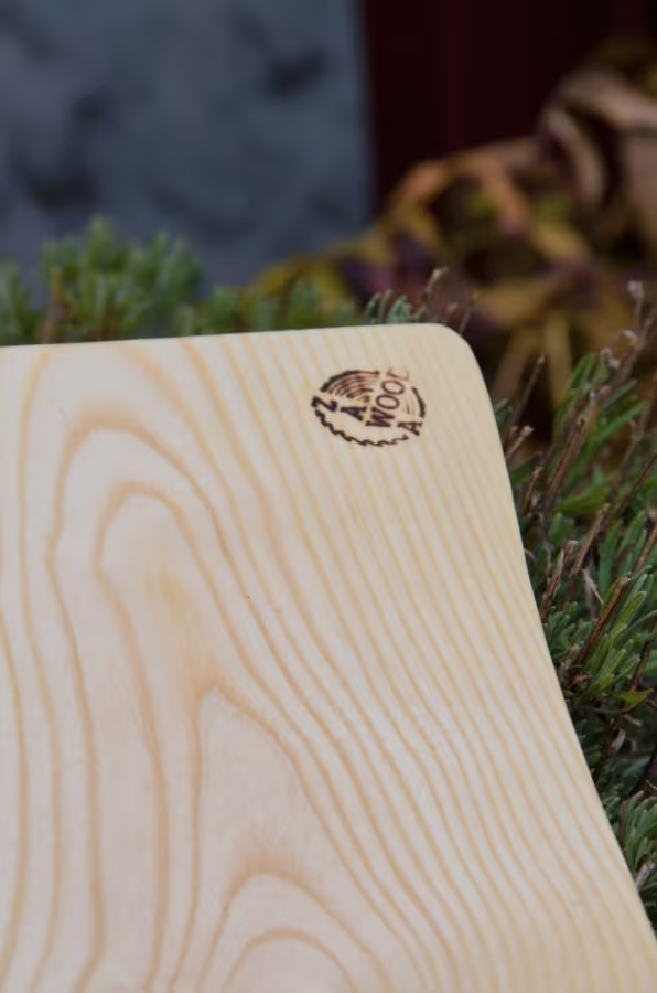 Prkénko z jasanu „Bart Simpson“