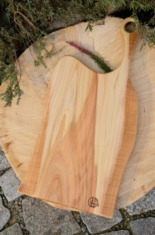 Prkénko z višňového dřeva „Vosiny“