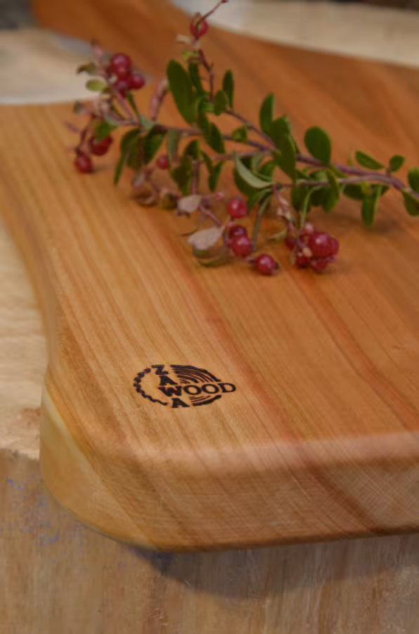 Prkénko ze staré třešně „Sněhová bouře“